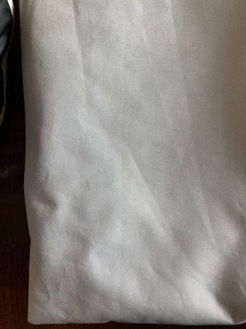 サンバリア100 【新品】 廃版レア 2段折り 折り畳み日傘フリルホワイトグレー