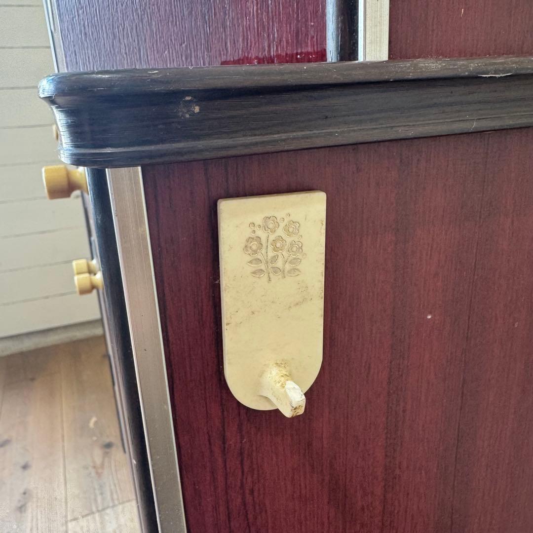 昭和レトロ　アーチ窓　食器棚　キャビネット　シックなブラウン　希少　ビンテージ