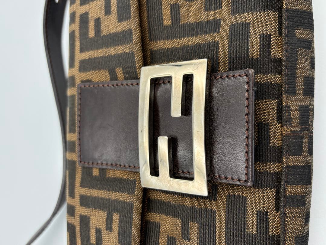 Fendi FFロゴ柄 ショルダーバッグ