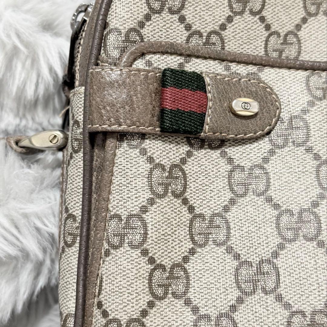 GUCCI GGスプリーム レザー　ロゴ　オールドグッチ　ショルダーバッグ