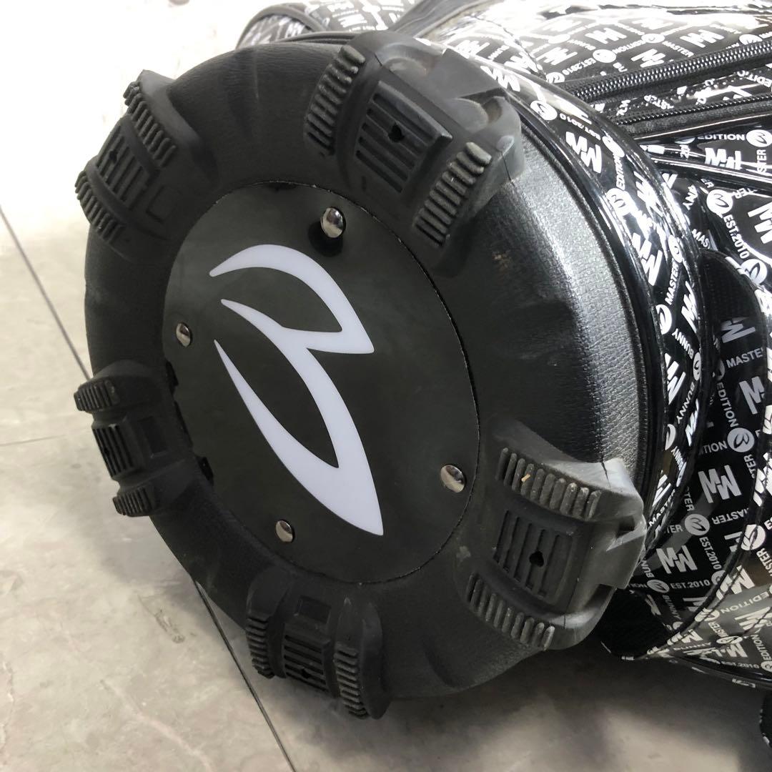 マスターバニーエディション　キャディバッグ　エナメル生地　3点式　カート式