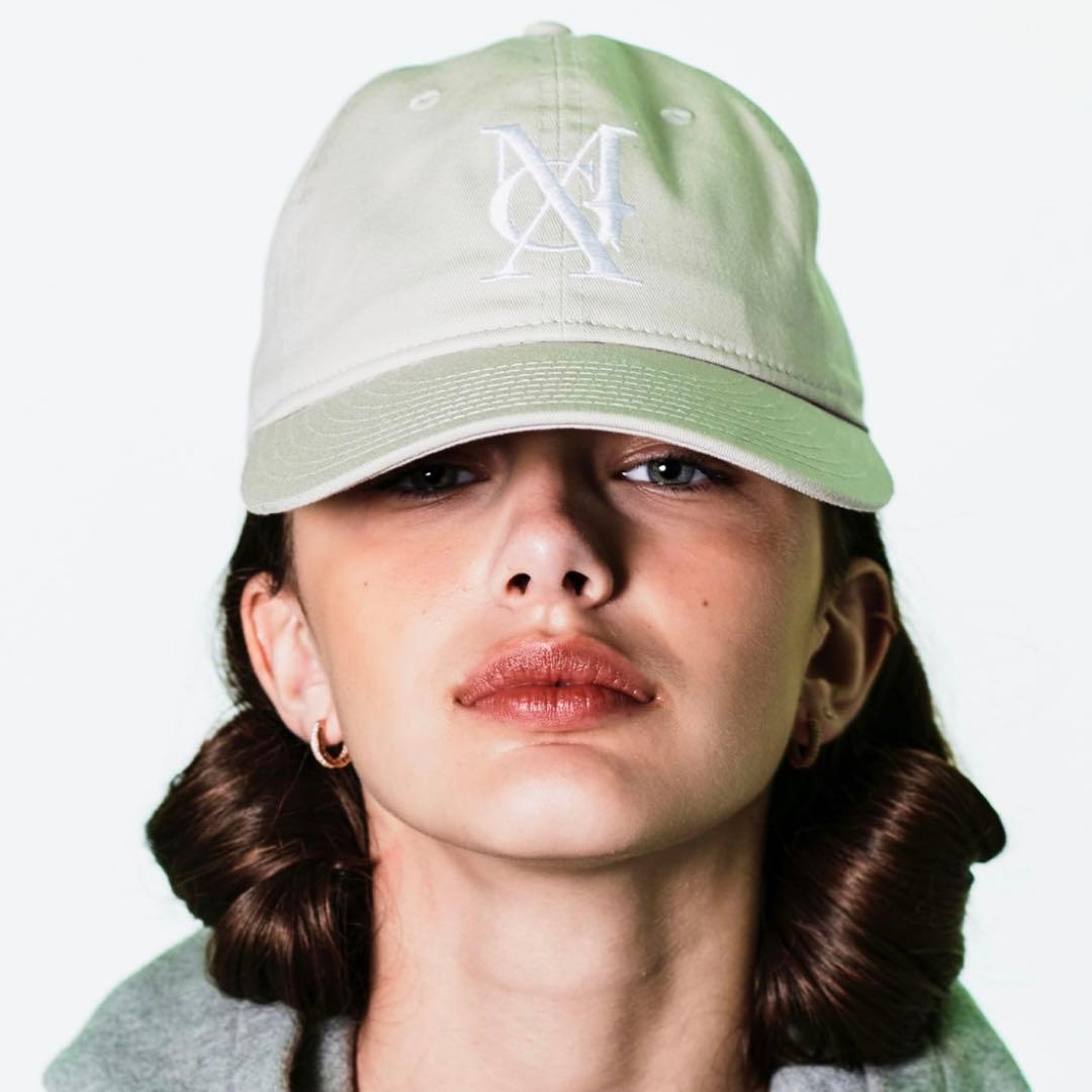 限定 SNKRDUNK別注 Mrs.GREENAPPLE NEWERA ベージュ
