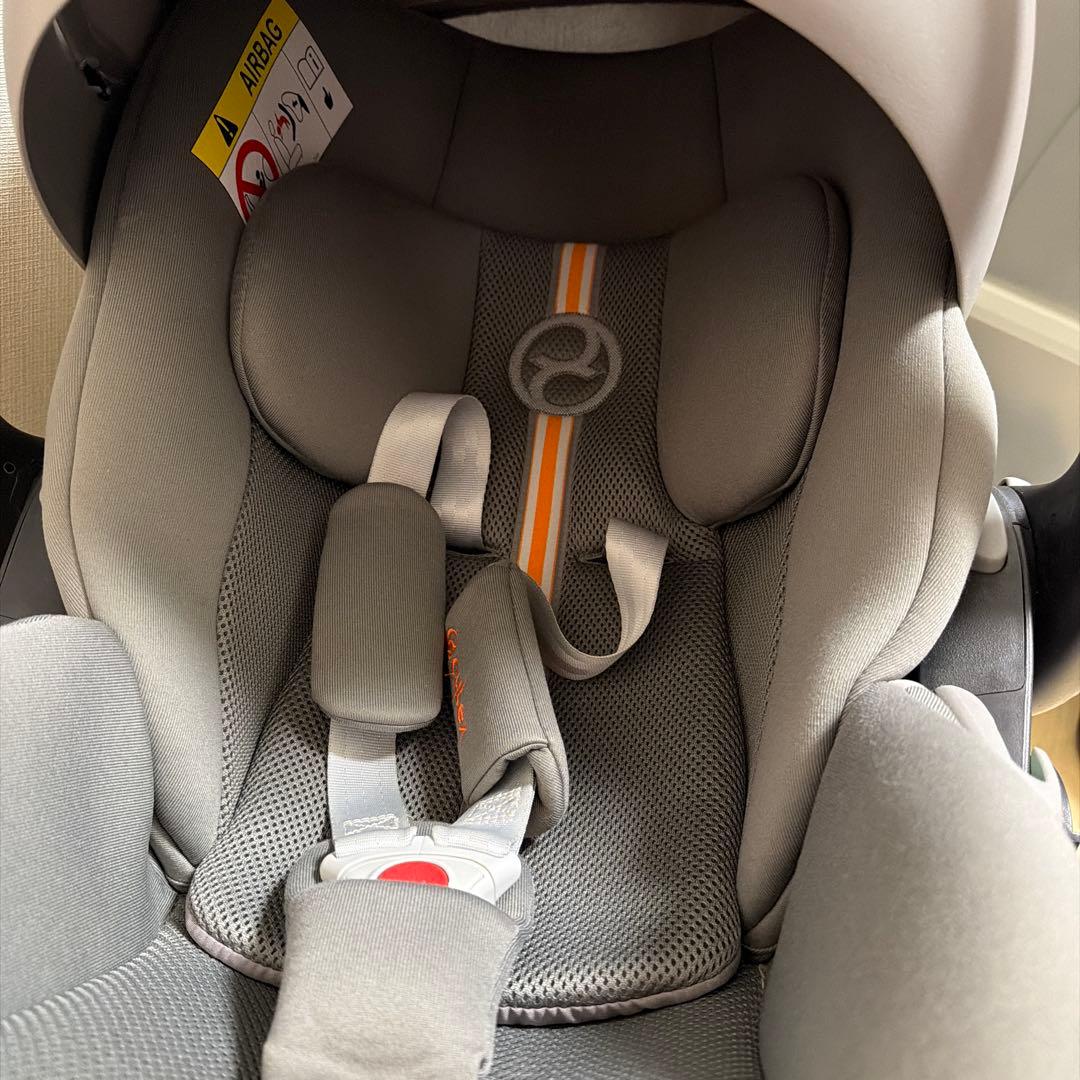 Cybex チャイルドシート グレー