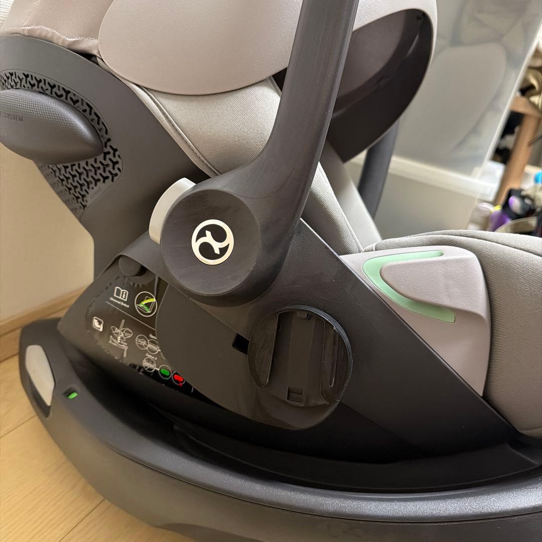 Cybex チャイルドシート グレー