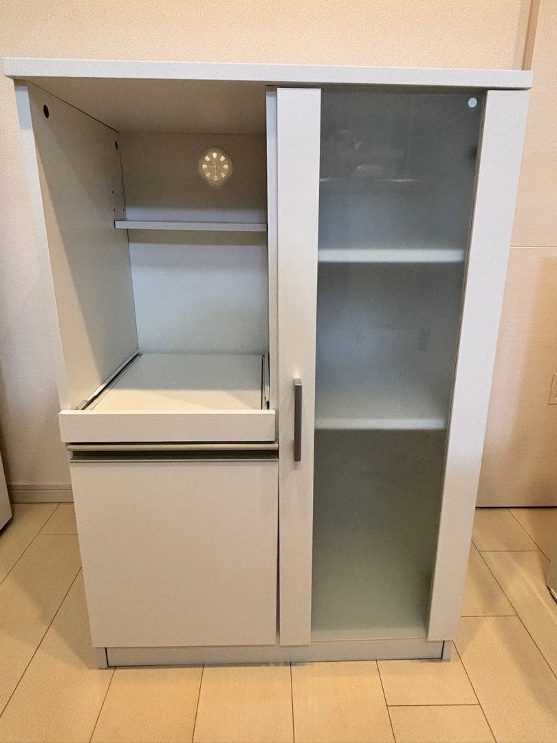 ニトリレンジ台食器棚付き