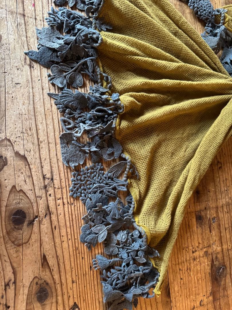 ミナペルホネン　フォレストパレードカシミヤストール