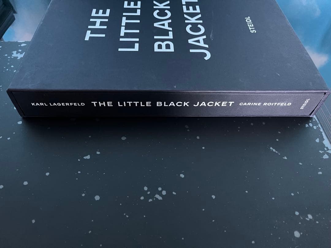 洋書 THE LITTLE BLACK JACKET