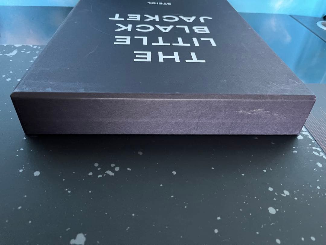 洋書 THE LITTLE BLACK JACKET