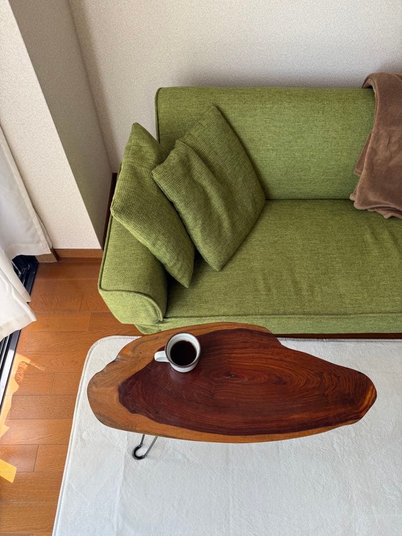 天然木　コーヒーテーブル　サイドテーブル　(一枚板)