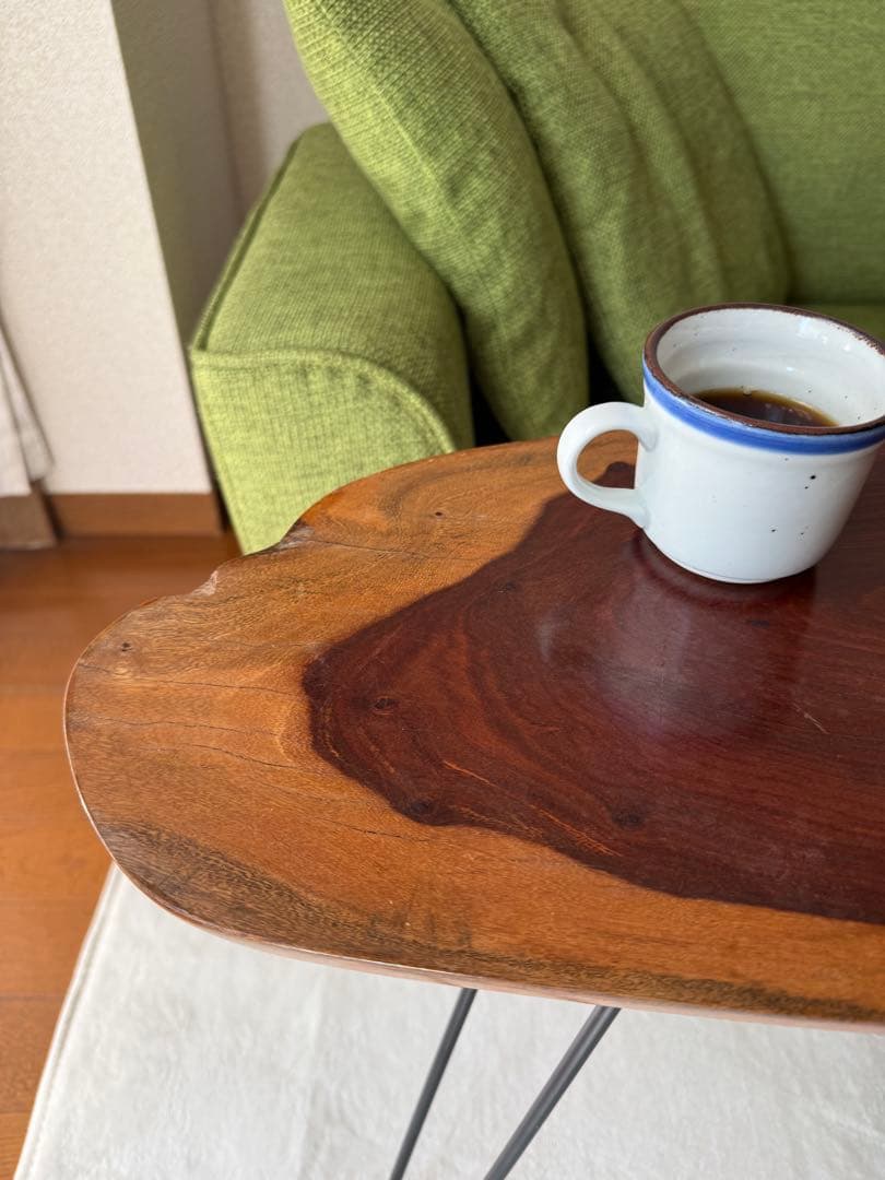 天然木　コーヒーテーブル　サイドテーブル　(一枚板)