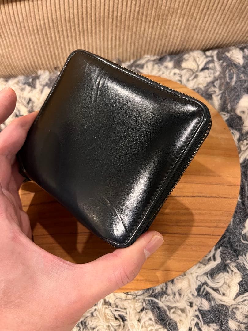 コムデギャルソン　ベリーブラック　ブラックレザー 二つ折り財布