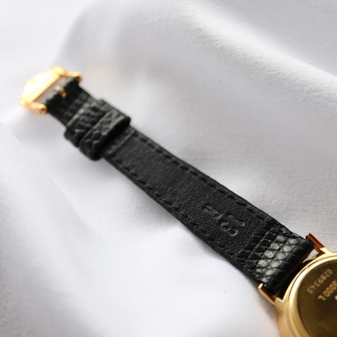 GUCCI ローマンベゼル ブラック文字盤 ゴールド レディース腕時計 1375