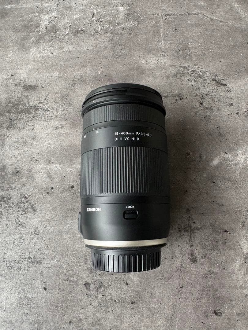 タムロン 18-400mm F3.5-6.3 Di II VC HLD