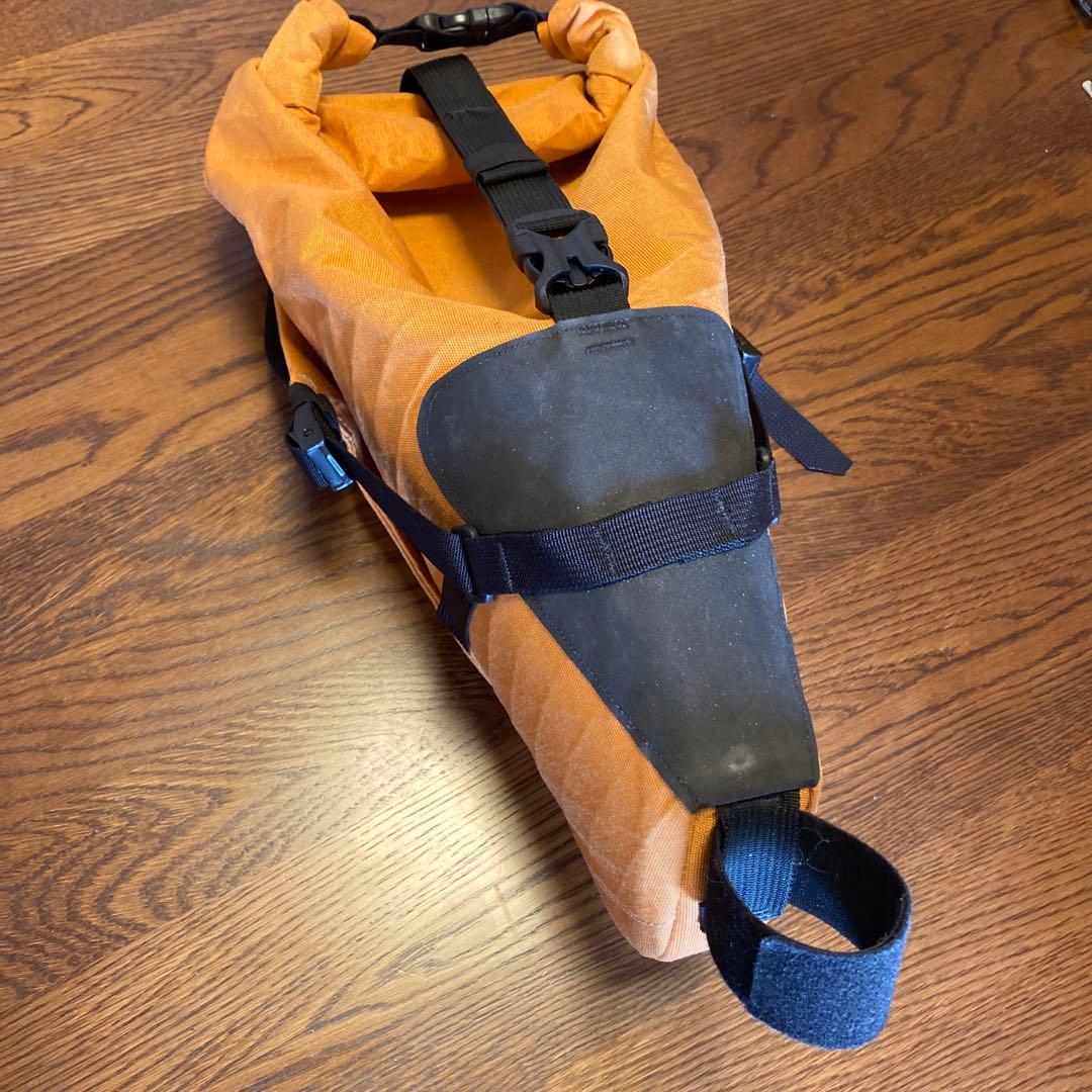 B５　アウターシェルアドベンチャー　サドルバック