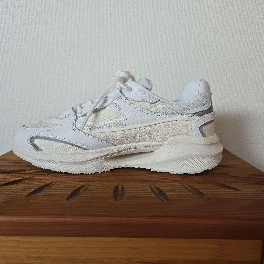 ホワイト メッシュ スニーカー