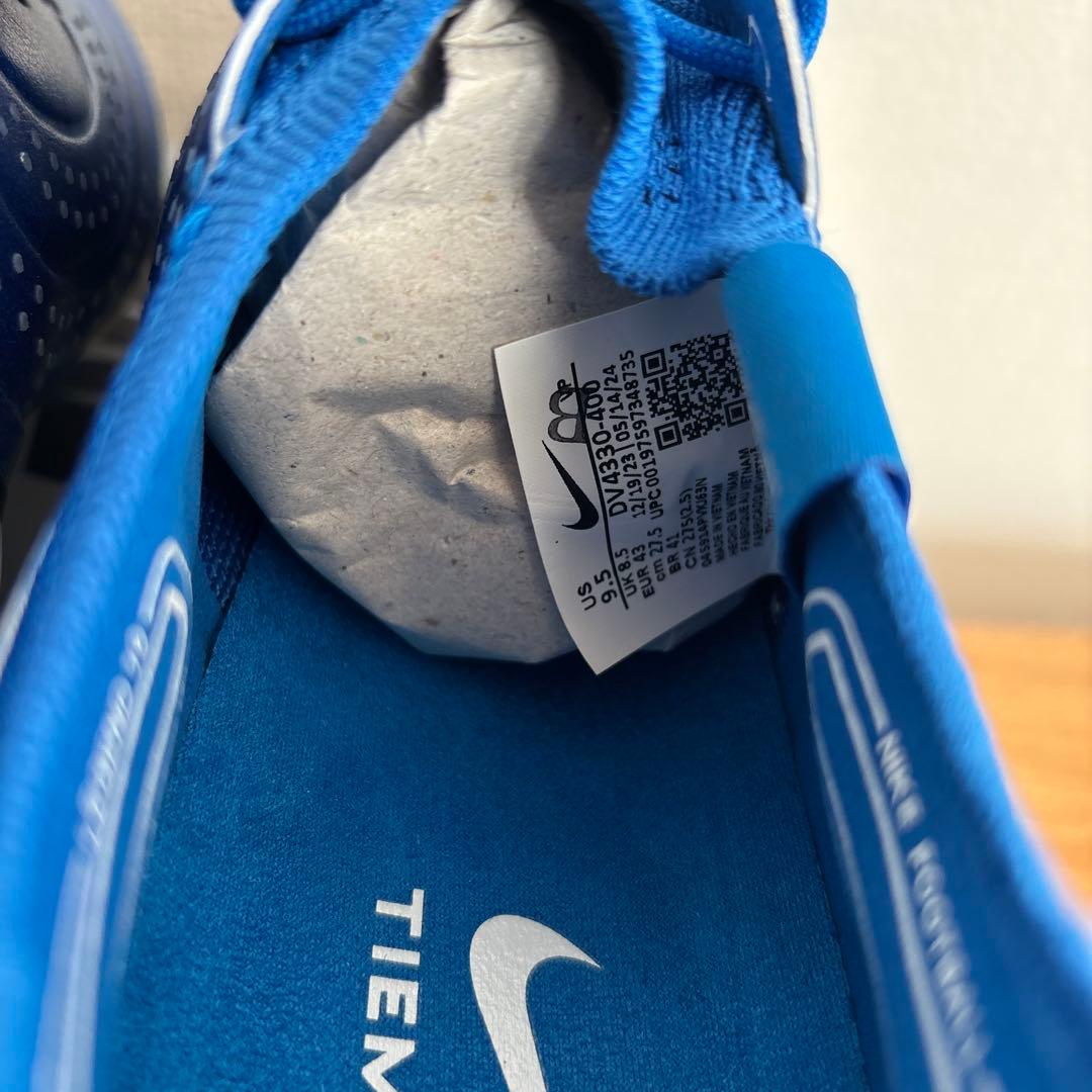 27.5 ナイキ　サッカー　スパイク　DV4330　ティエンポ レジェンド 10