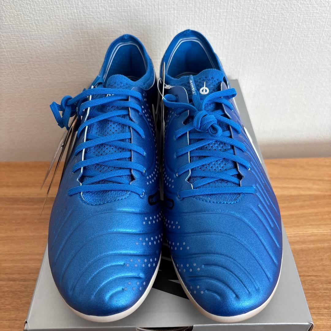 27.5 ナイキ　サッカー　スパイク　DV4330　ティエンポ レジェンド 10