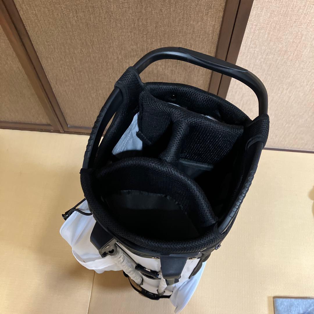 グラファイトデザイン　TOUR AD スタンドキャディバッグ