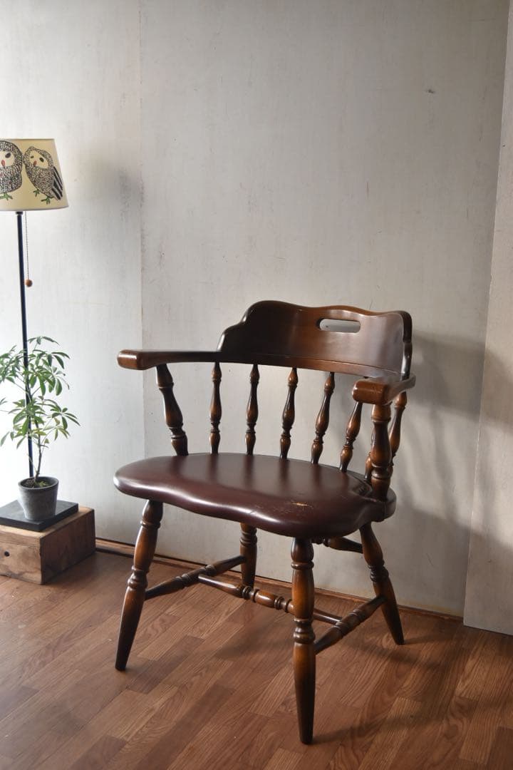 飛騨産業 キャプテンチェア