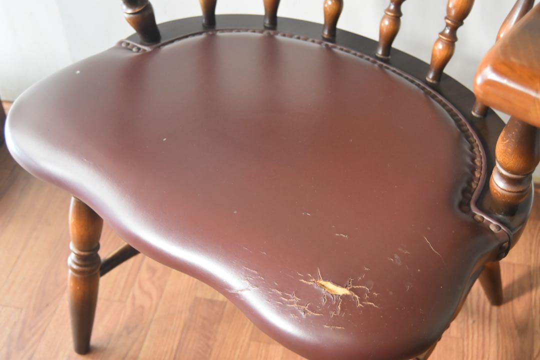 飛騨産業 キャプテンチェア