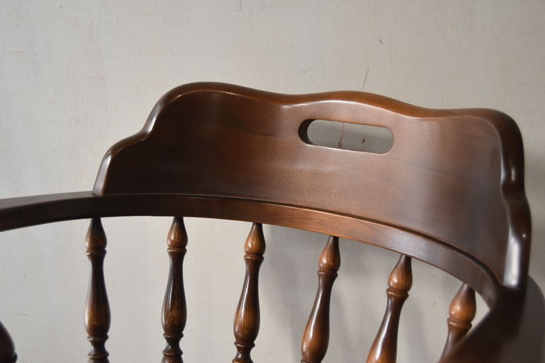 飛騨産業 キャプテンチェア