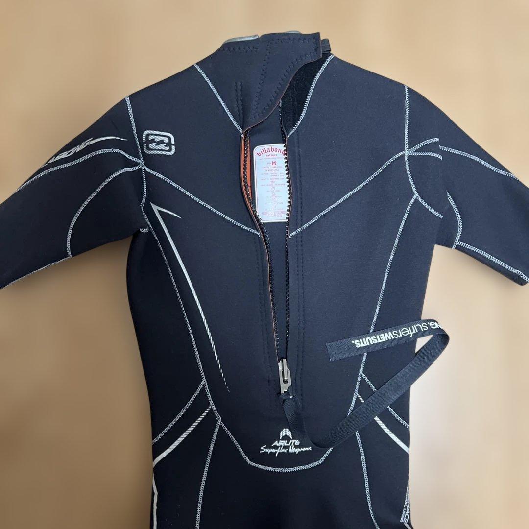 一回着用のみ美品‼️BILLABONGシーガルウェットスーツブラック