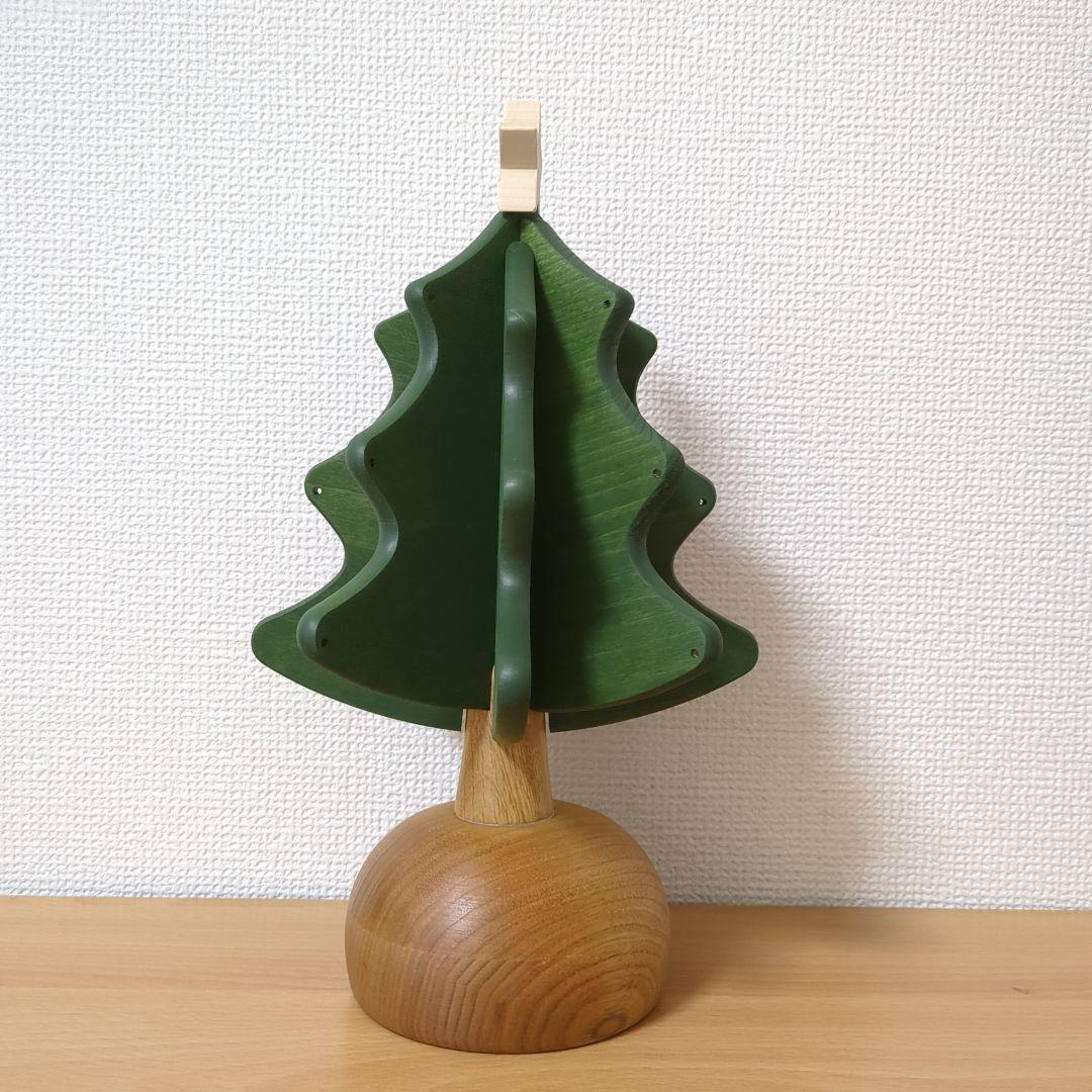 オークビレッジクリスマスツリー