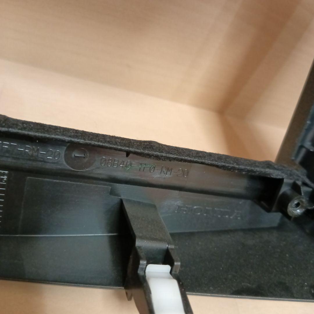 美品　フィット　ナビパネル　9インチ　GP1 GP2 GE6/7/8/9 GG