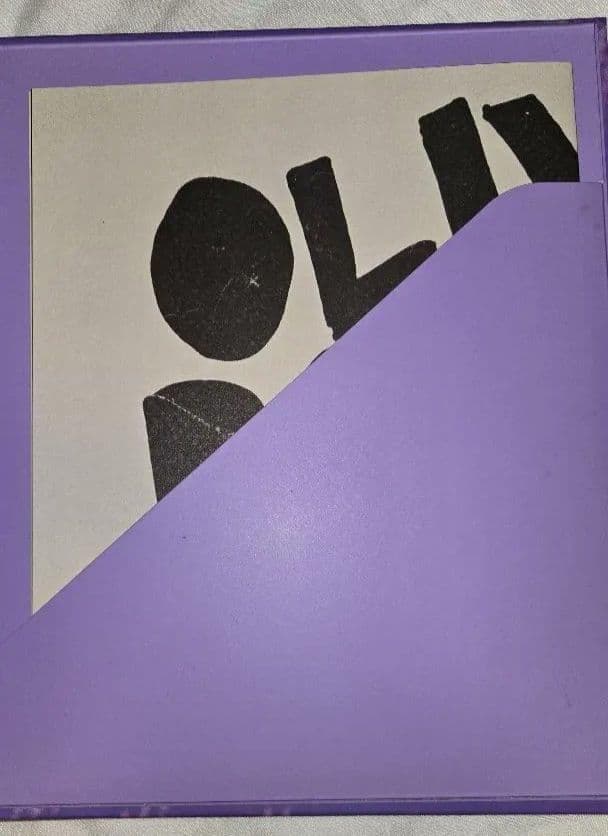 アート・デザイン・音楽 OLIVIA RODRIGO GUTS WORLD TOUR BOOK