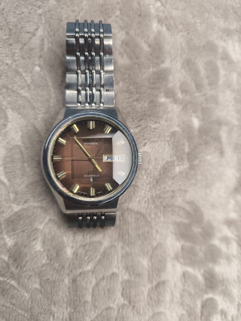 SEIKO　AUTOMATIC LM　25JEWELS 5606-7320