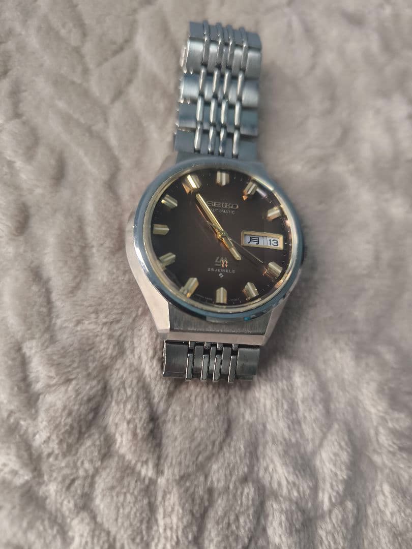 SEIKO　AUTOMATIC LM　25JEWELS 5606-7320