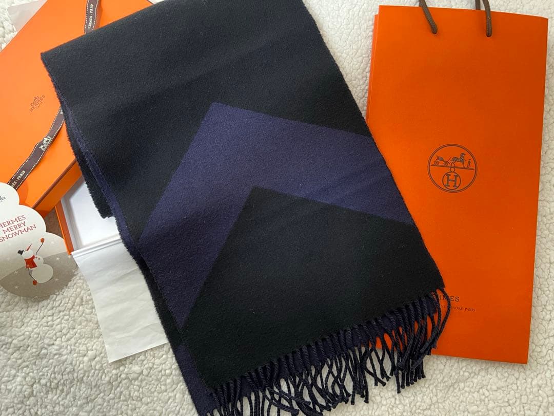 Hermès ネイビー ブラック リバーシブルマフラー カシミヤ100%