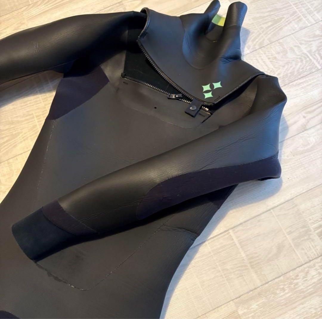 Delphi デルフィ　ウェットスーツ　セミドライ