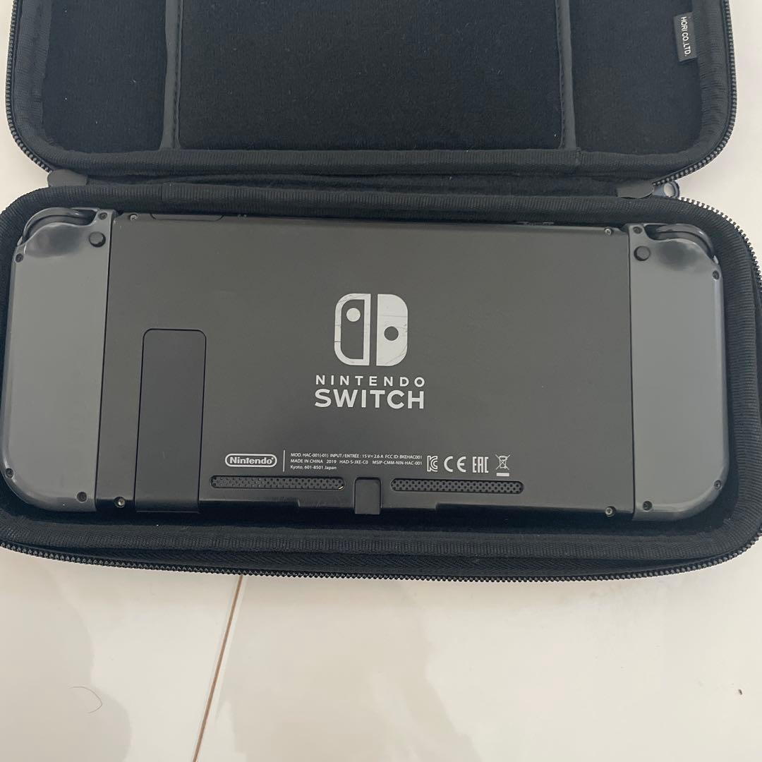 任天堂Switch　本体　中古品　完動品