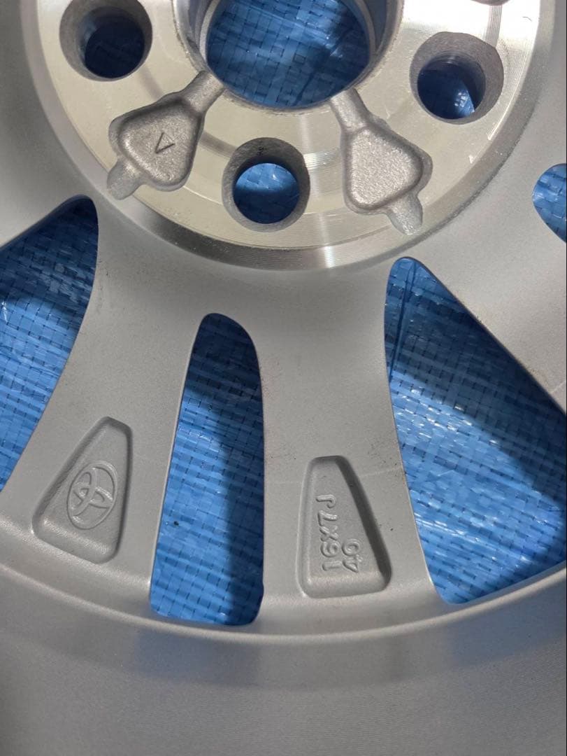 トヨタ カローラ　スポーツ 純正ホイール 16インチ 7J 5穴 PCD100