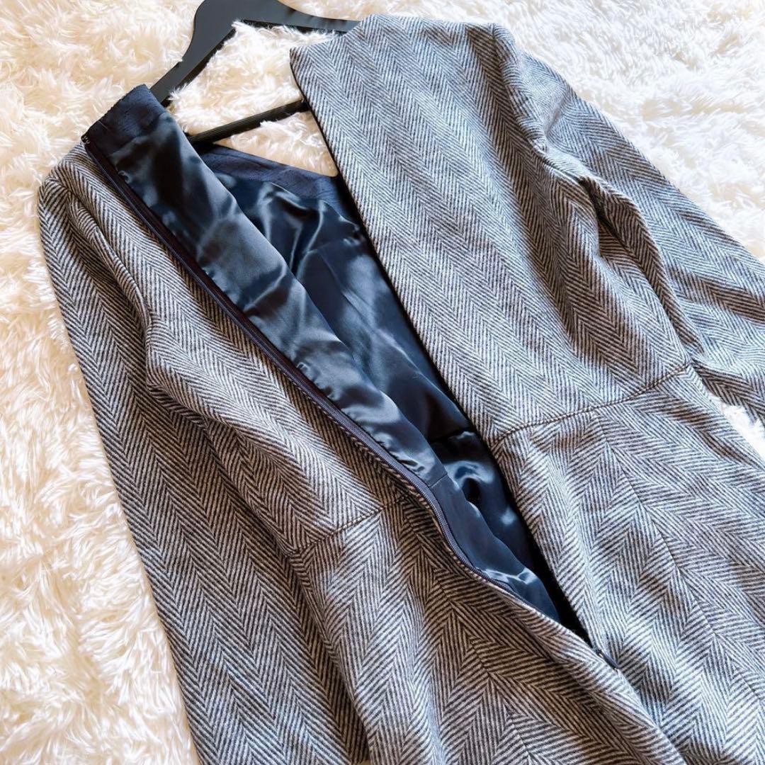 ANAYI アナイ　Vネック 長袖 フレアワンピース