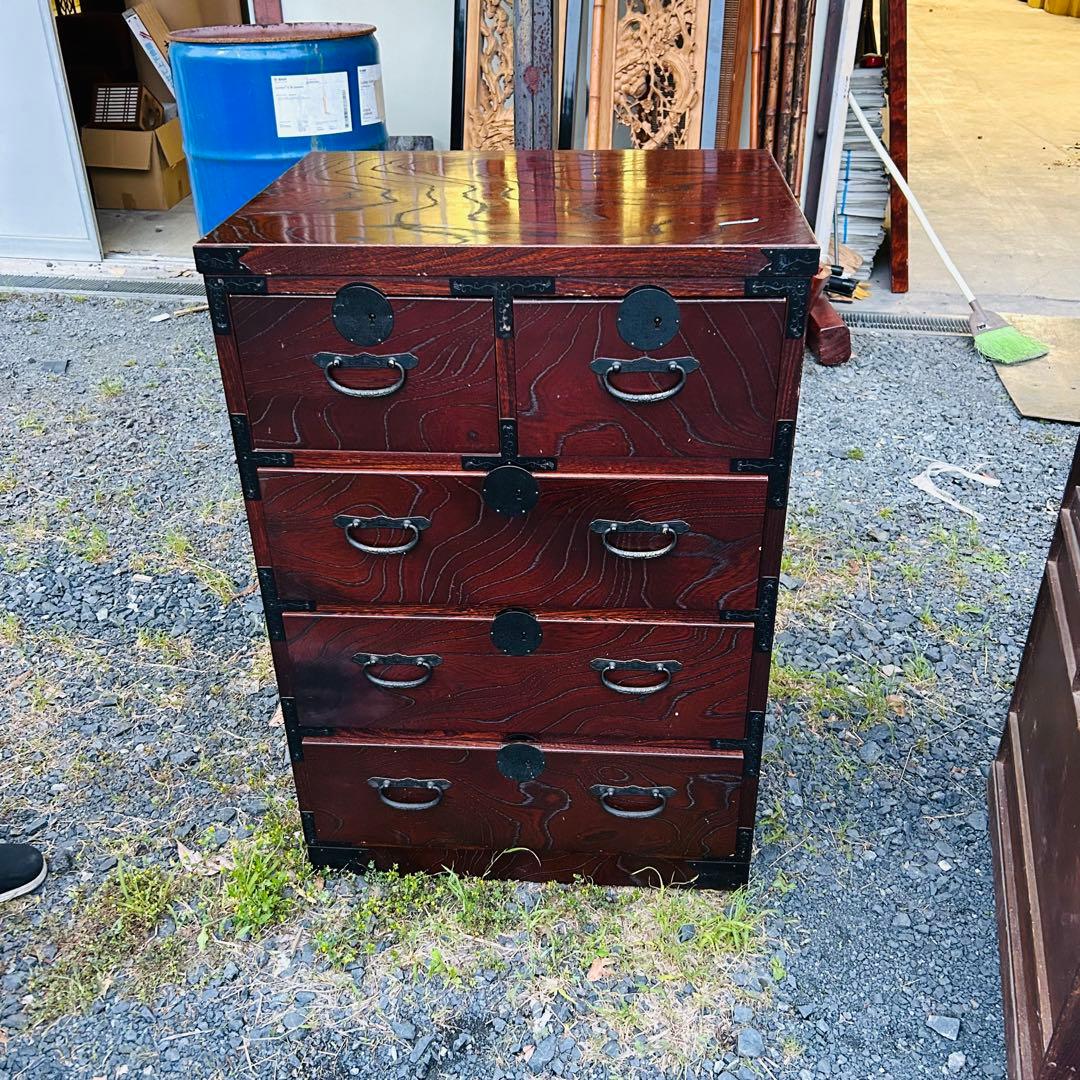 伝統的な木製箪笥 6段 ダークブラウン