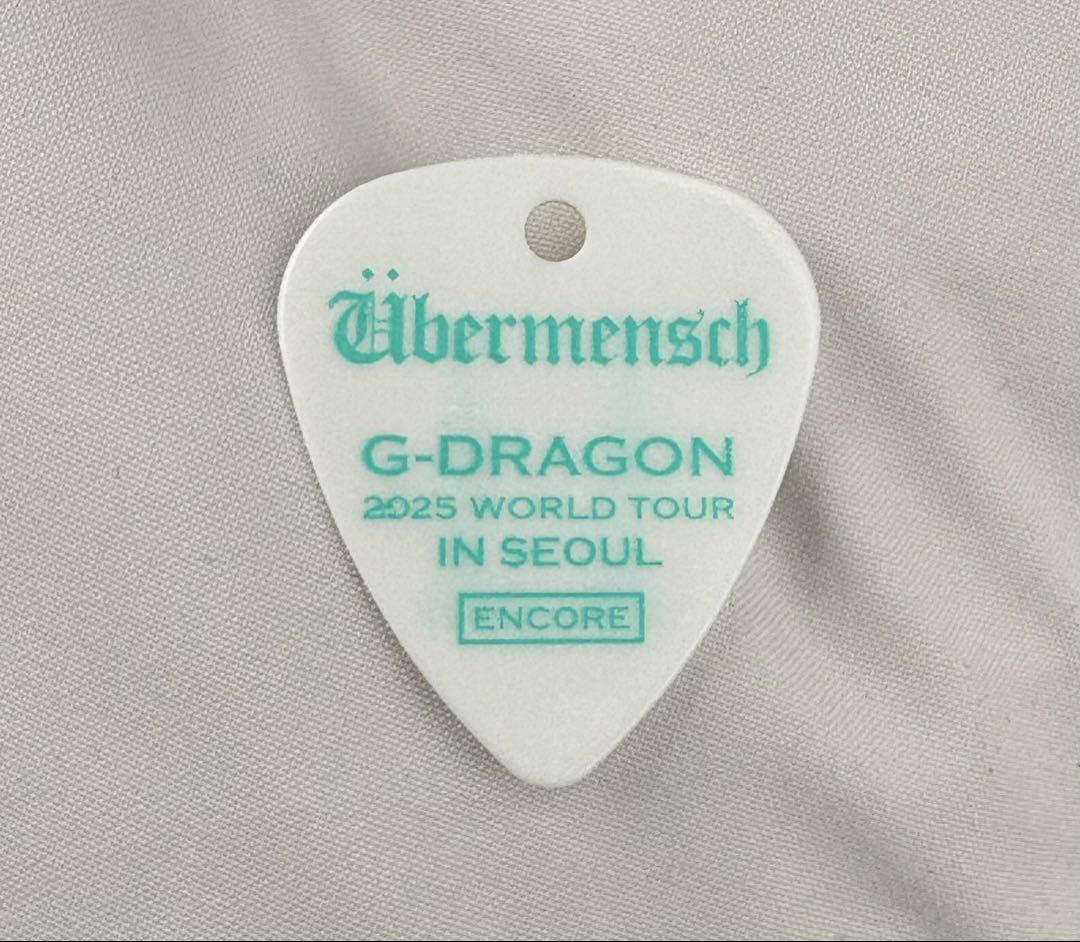 【専用】G-DRAGON ÜBERMENS2025トレカ マフラーセット