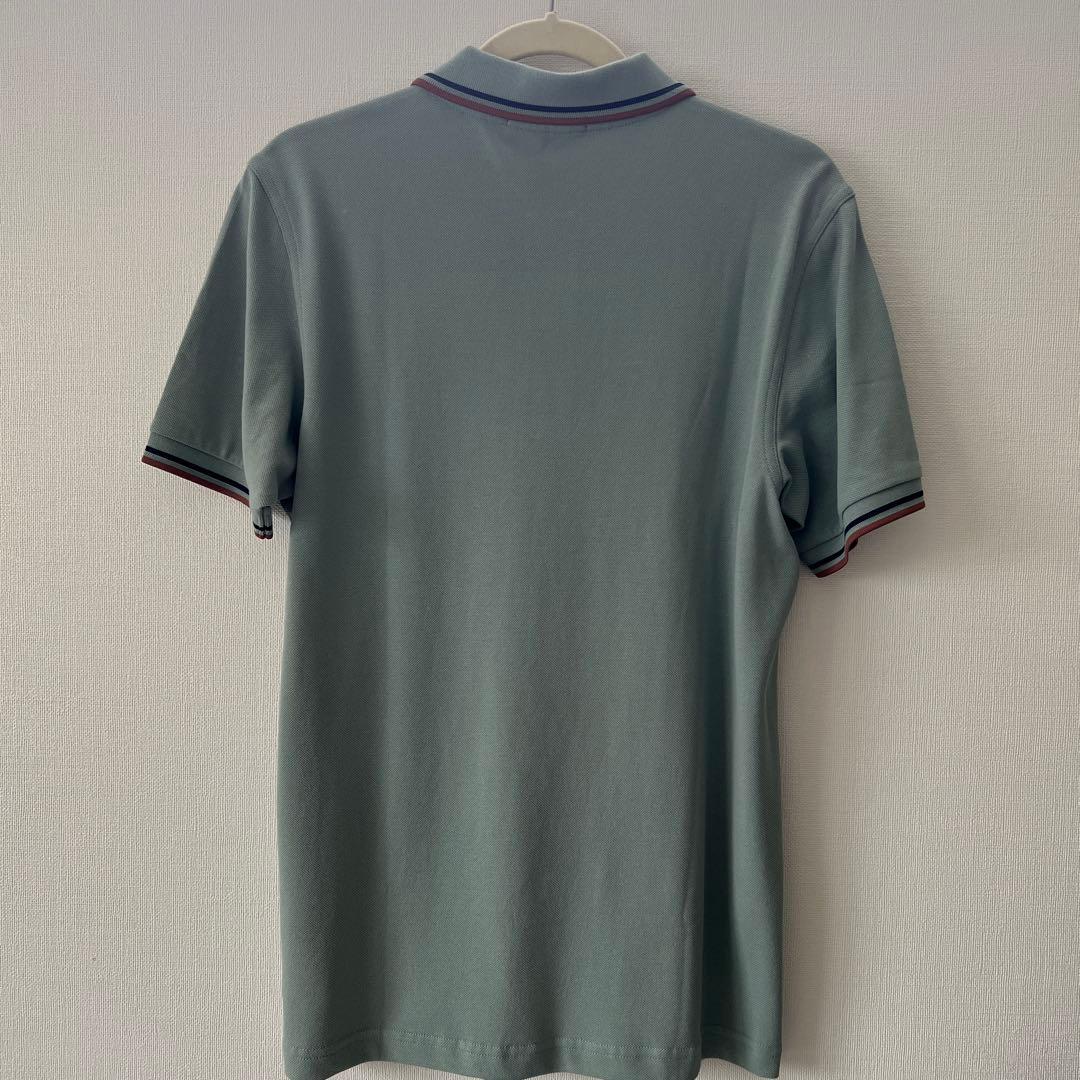 FRED PERRYツインティップラインロゴ刺繍ポロシャツ ブルーグリーン