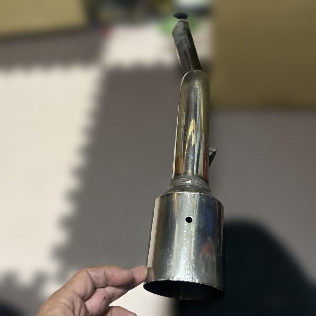 エッセ用 リアピースマフラー、競技用だと思います。リアピースだけだから静かです。