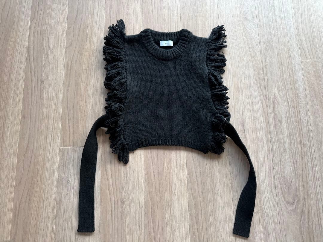 (sonevagili ) HYKE フリンジ ブラックニットベスト