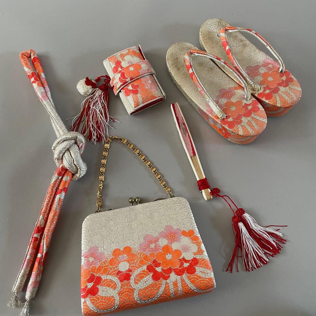 七五三　7歳　正絹　総絞りのお着物セット　大寸作り帯