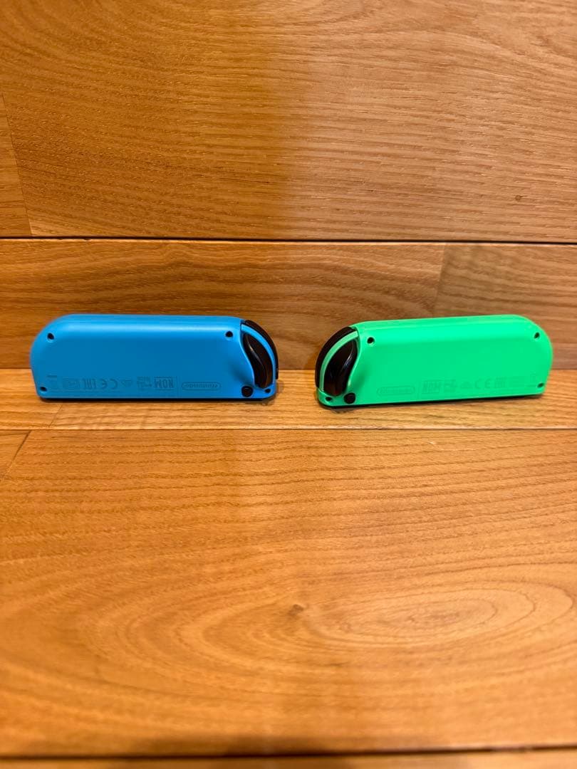 Nintendo Switch【カラー:ネオンブルー・ネオングリーン】