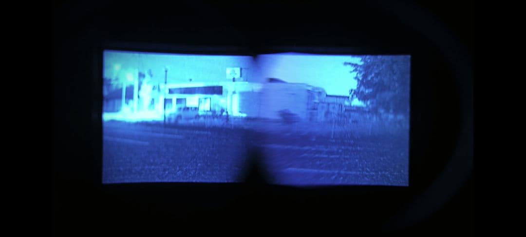 「4カメラ搭載」GPNVG-18 四目デジタルナイトビジョン