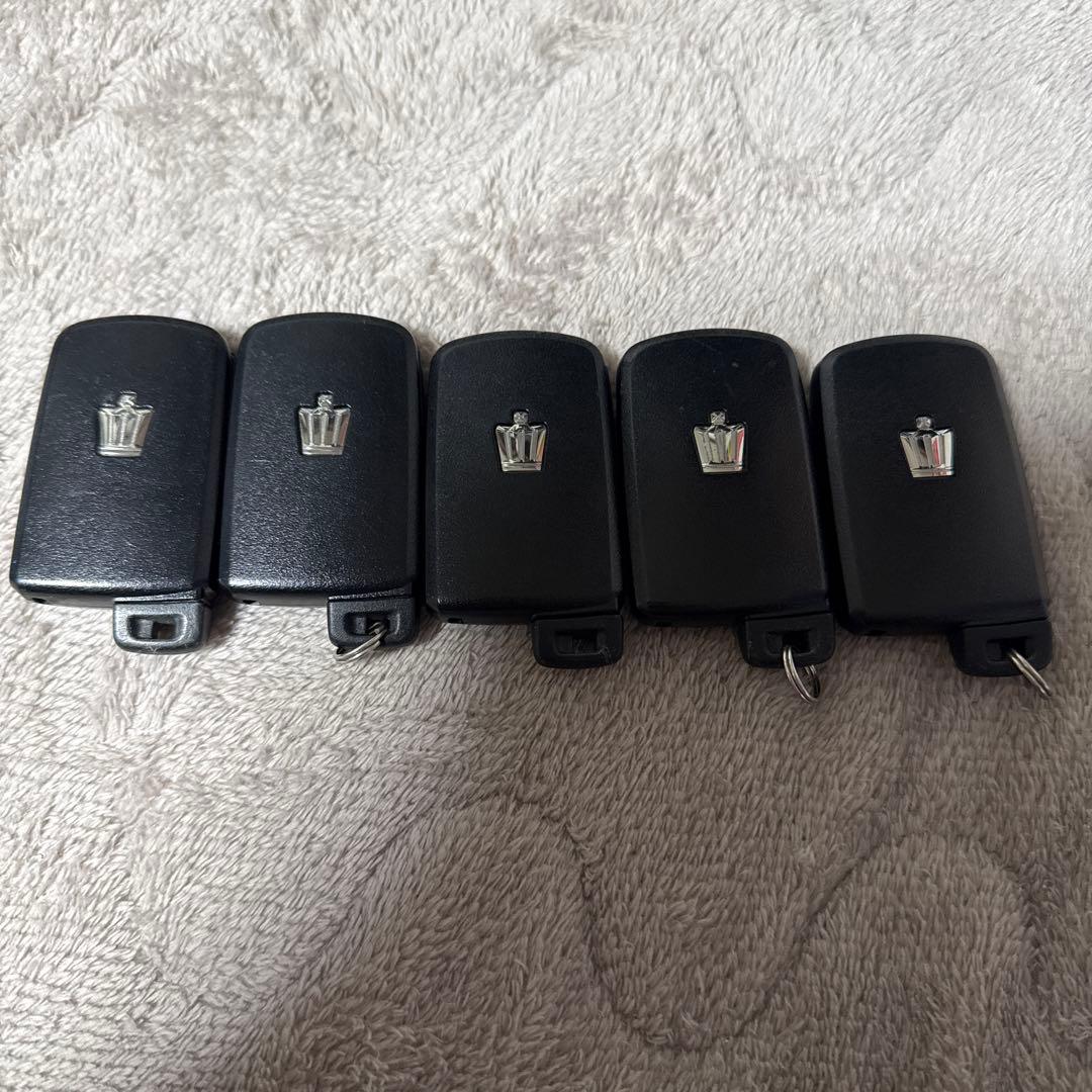TOYOTA クラウン　5個セット　スマートキー　トヨタ
