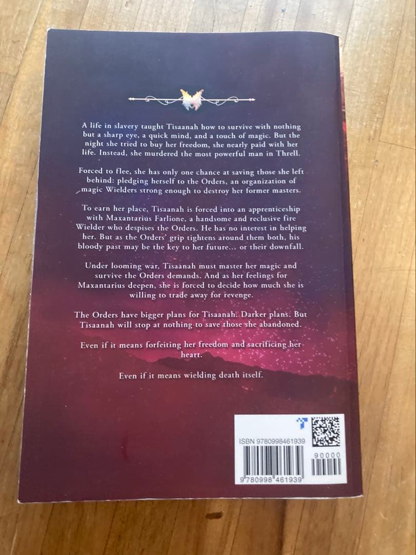 洋書 DAUGHTER OF NO WORLDS Carissa Broadbent