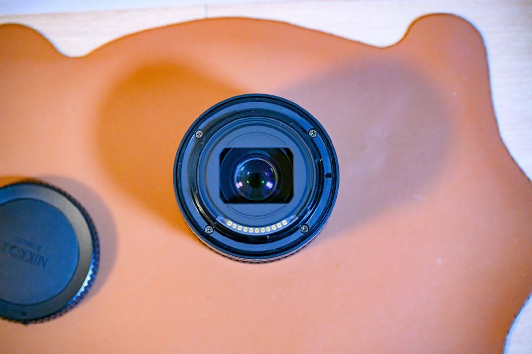 Nikon ニコン NIKKOR Z 40mm f/2 SE レンズ フード付