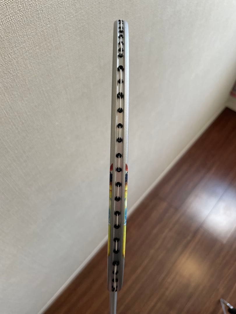 ナノフレア700 GAME バドミントンラケット 4UG5 専用ケース付き