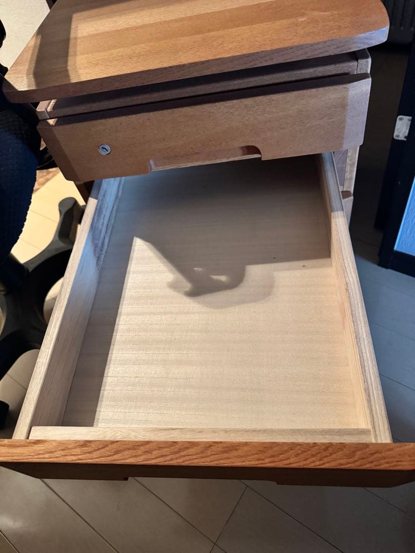 【週末限定値下】マルニ木工　天然木　学習机　デスク　①机本体　宮城発