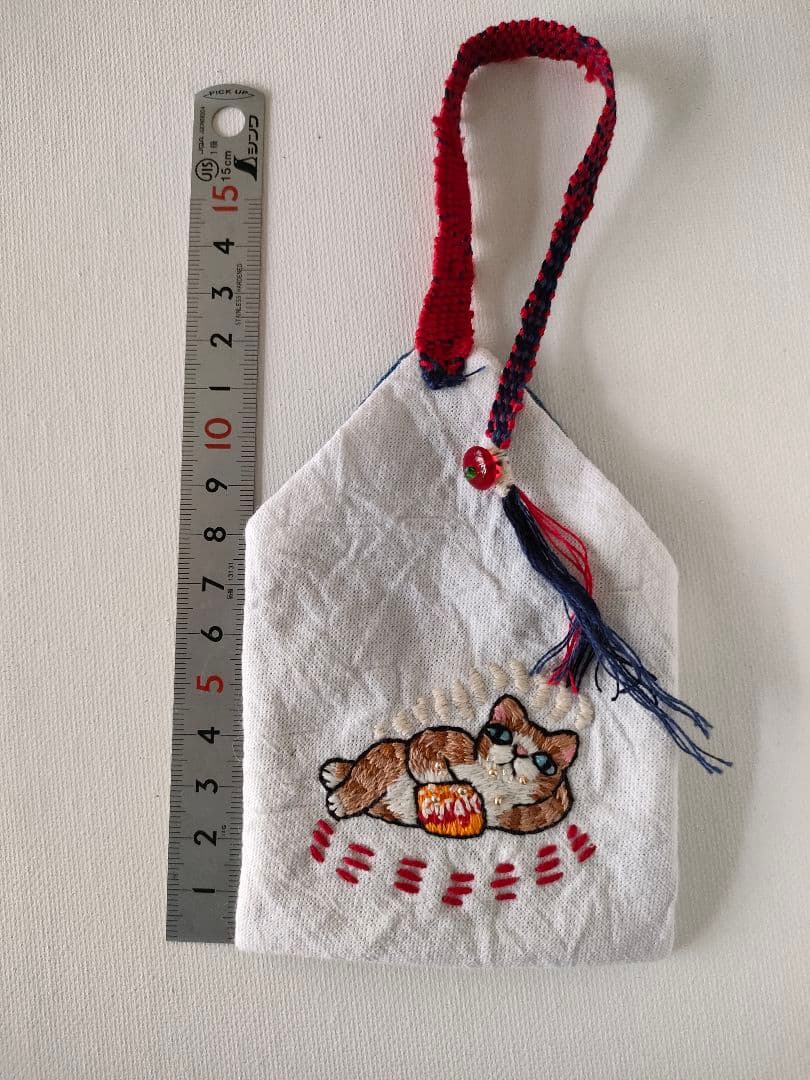 め*。様 【猫刺繍】三徳袋　ポテチくう猫